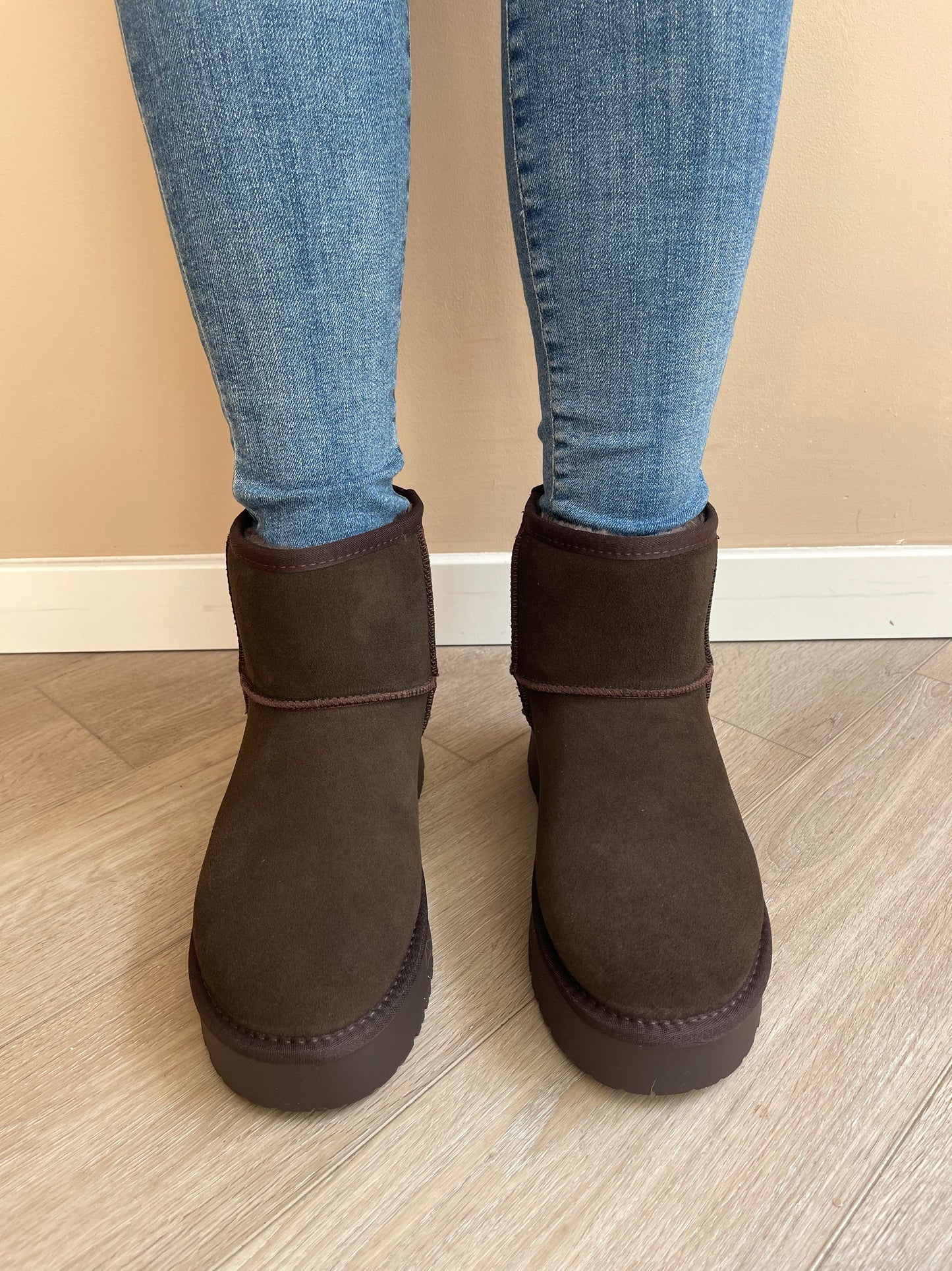 Boots real leather dark Brown