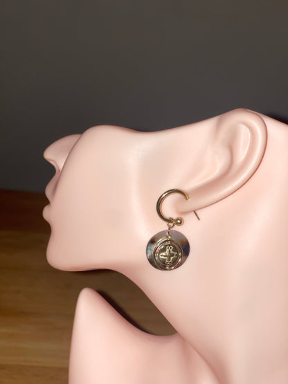 oorbellen met kruisje