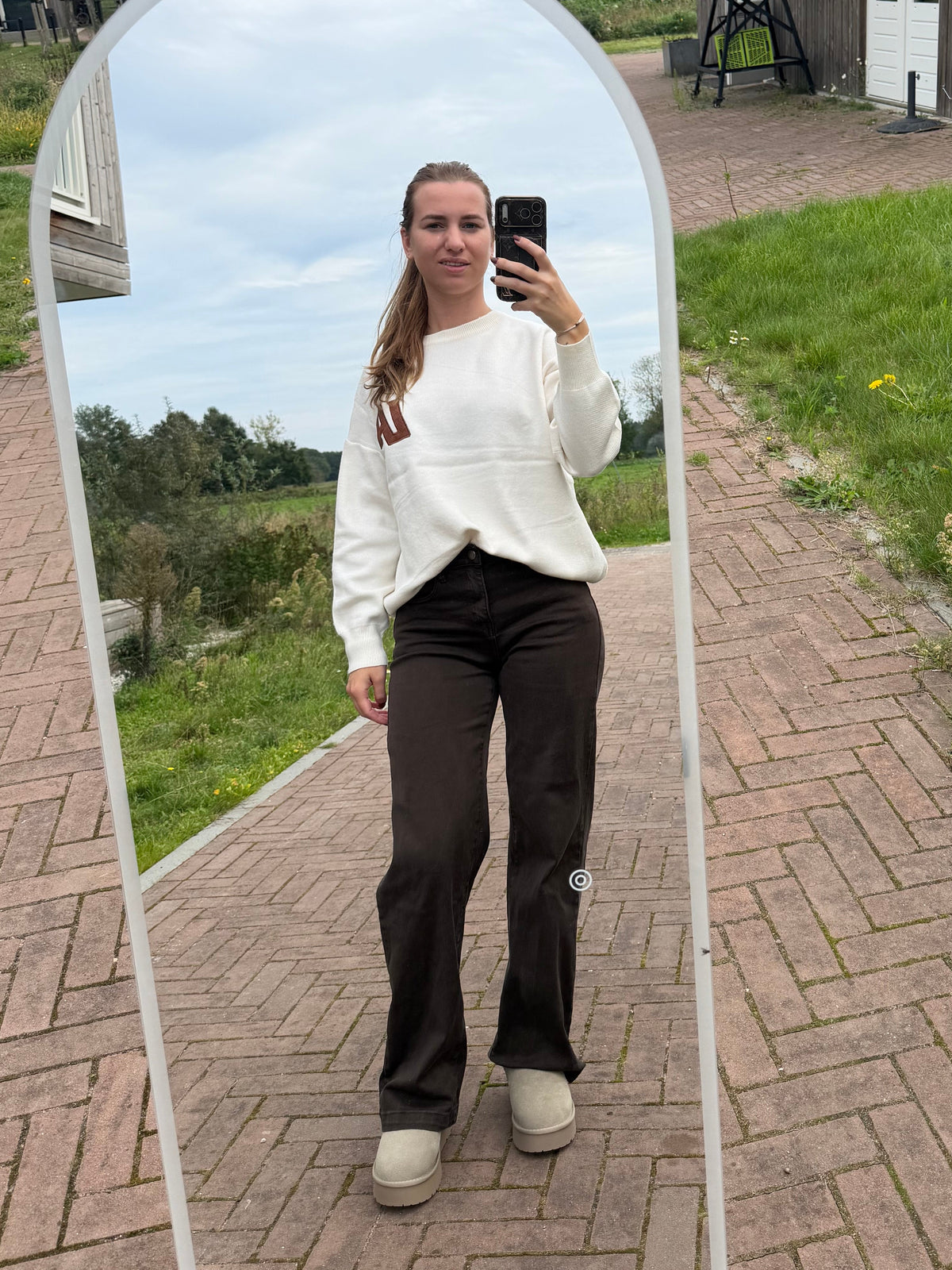LA trui beige met bruin