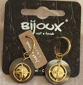 oorbellen met kruisje